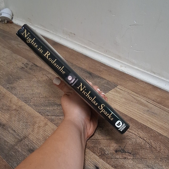 Nights in Rodanthe By Nicholas Sparks - Picture 3 of 3